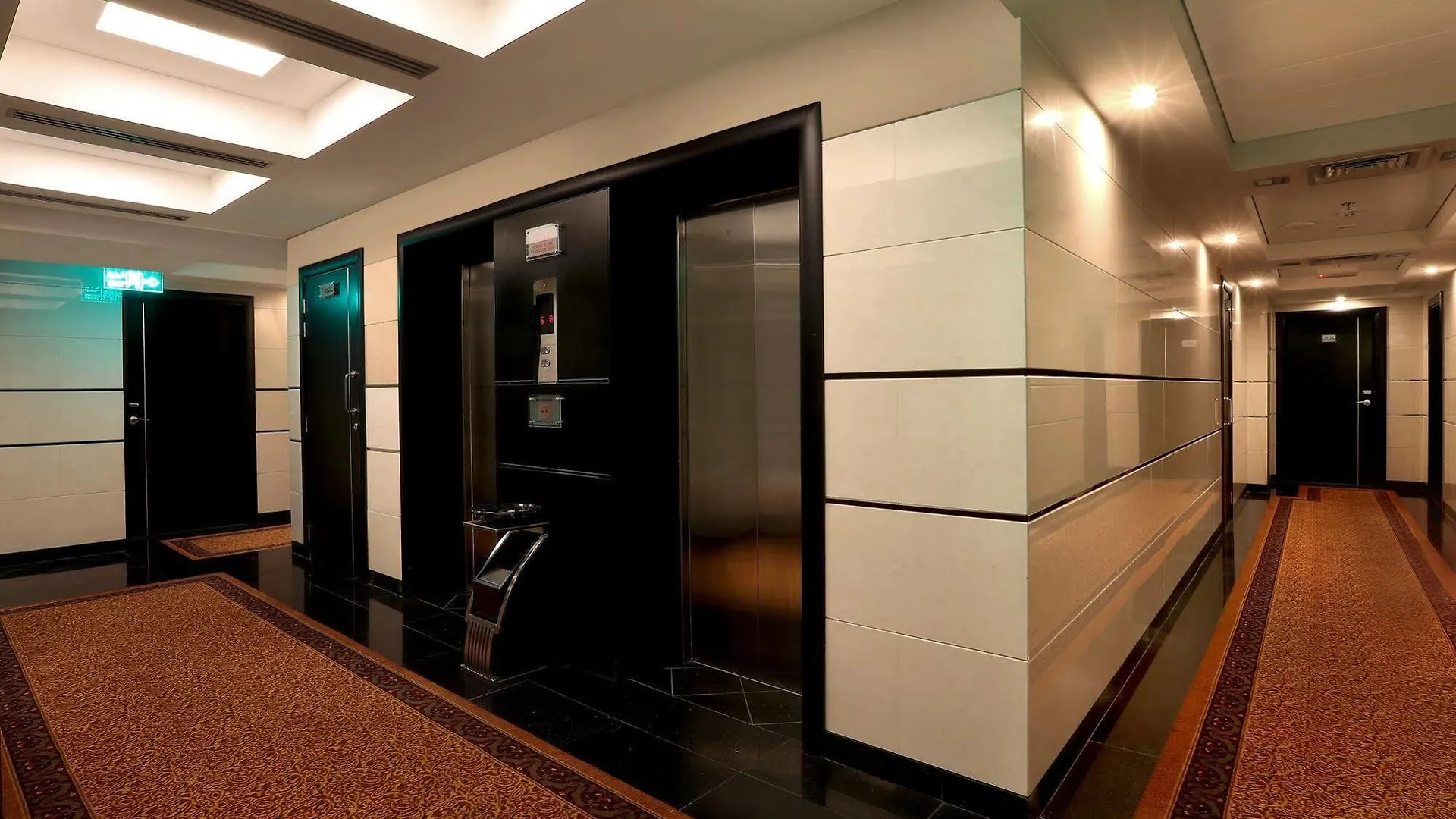 Aparthotel Royal Grand Suite Hotel Šardžá