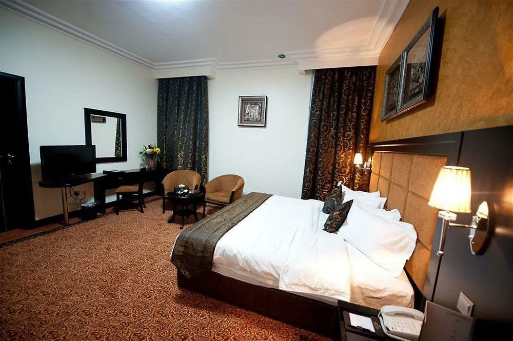 Royal Grand Suite Hotel Şarja 4*,  Birleşik Arap Emirlikleri