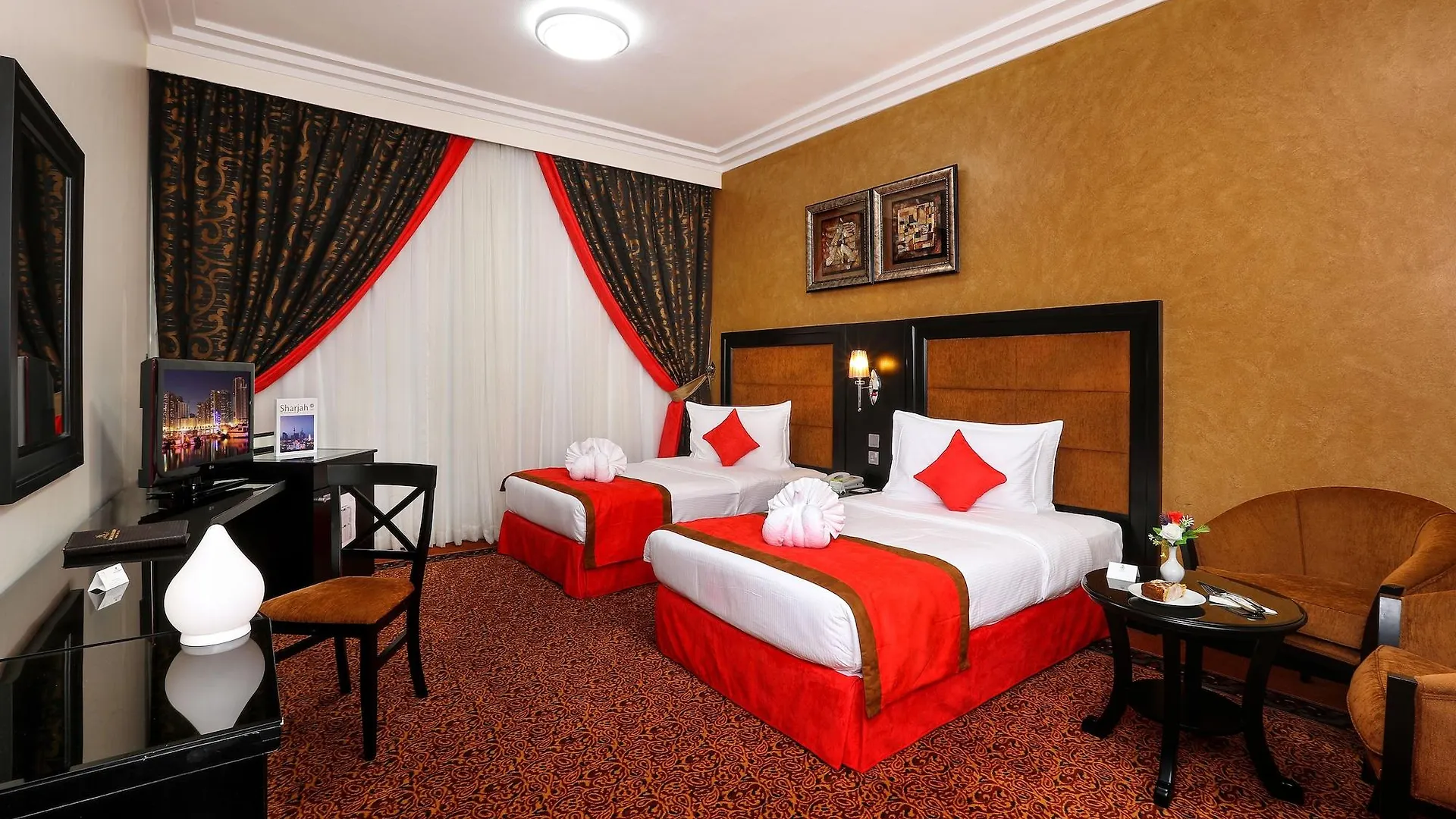 **** Апарт-отель Royal Grand Suite Hotel Шарджа ОАЭ