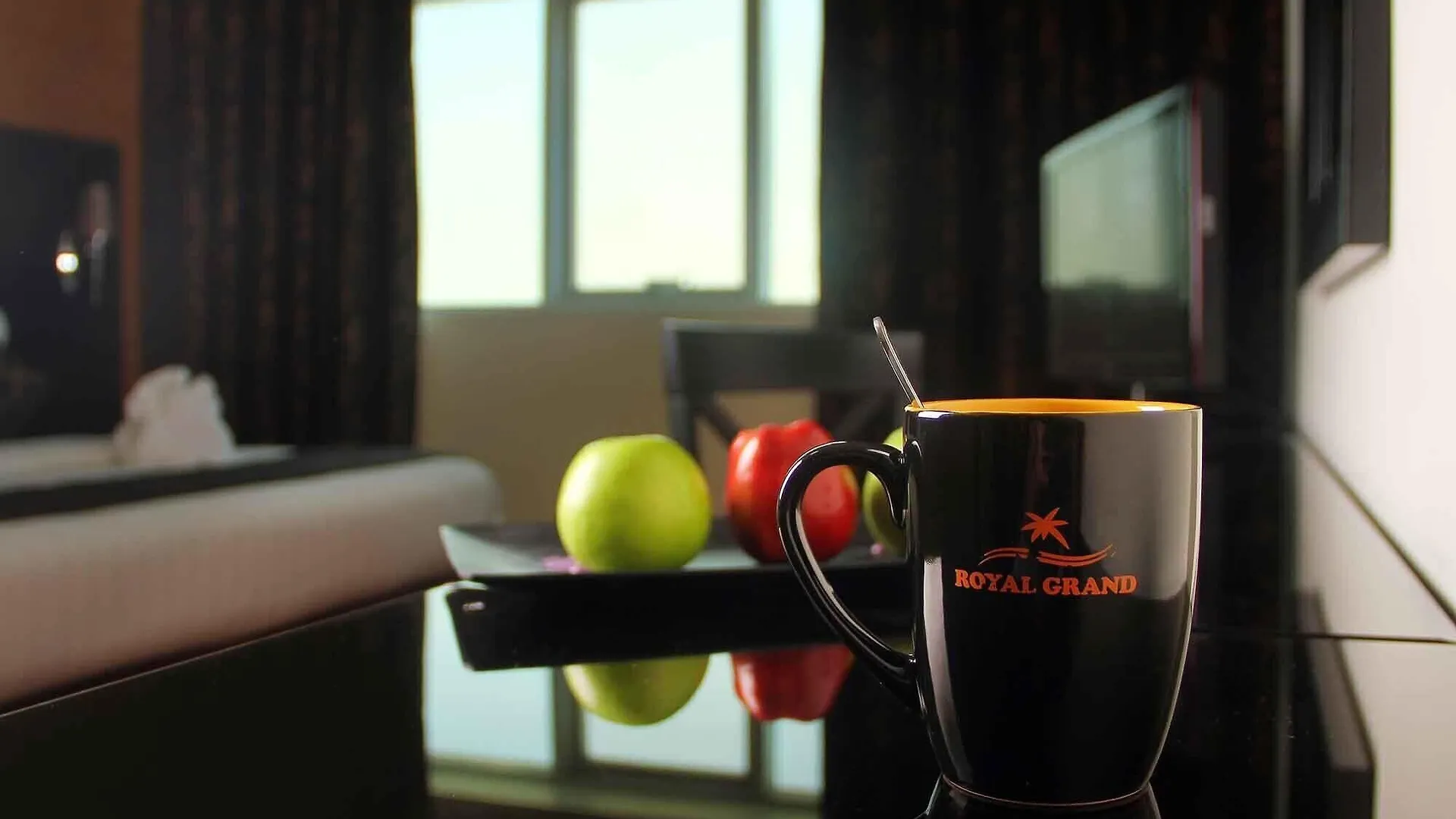 Royal Grand Suite Hotel Шарджа