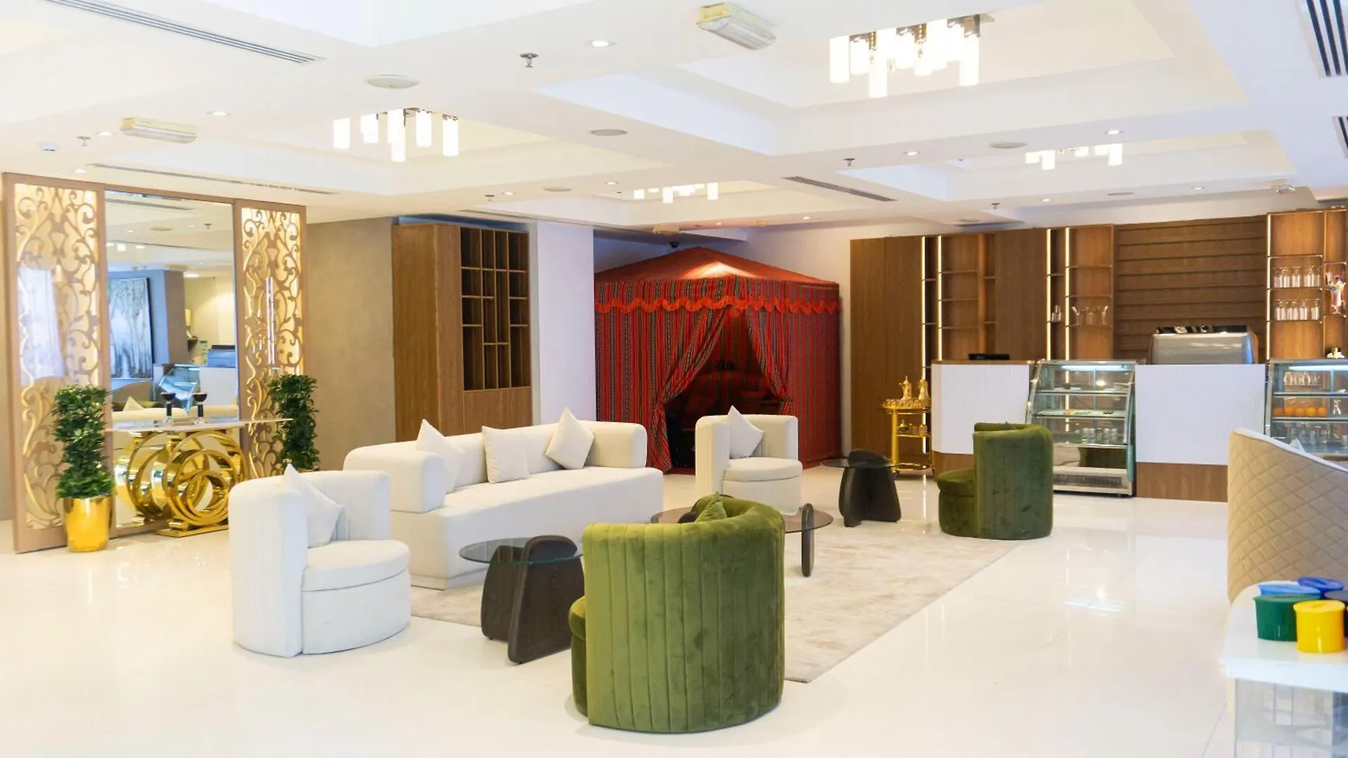 Royal Grand Suite Hotel Шарджа