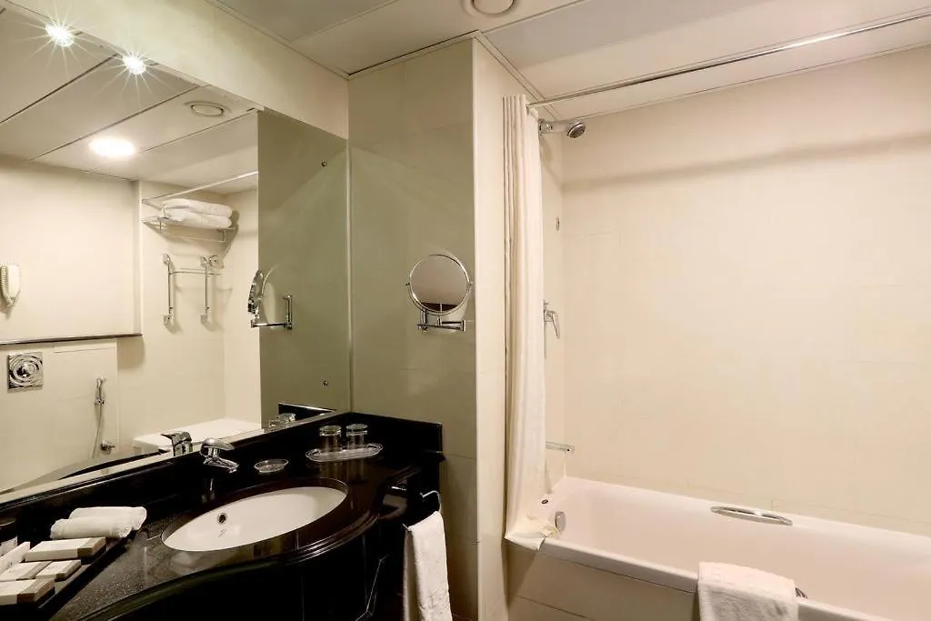 Aparthotel Royal Grand Suite Hotel Schardscha
