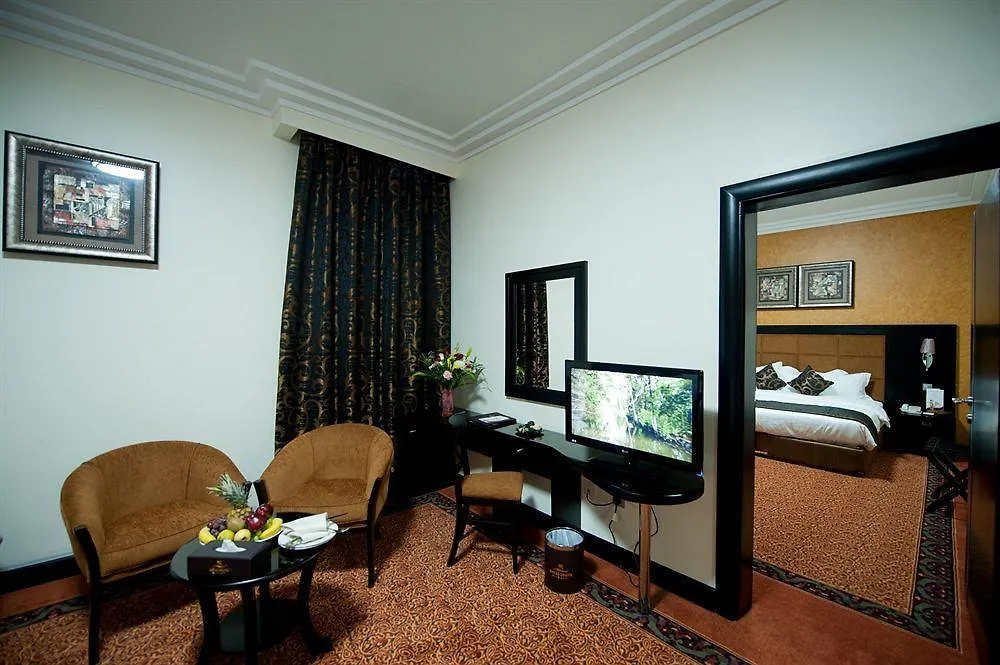 Апарт-отель Royal Grand Suite Hotel Шарджа