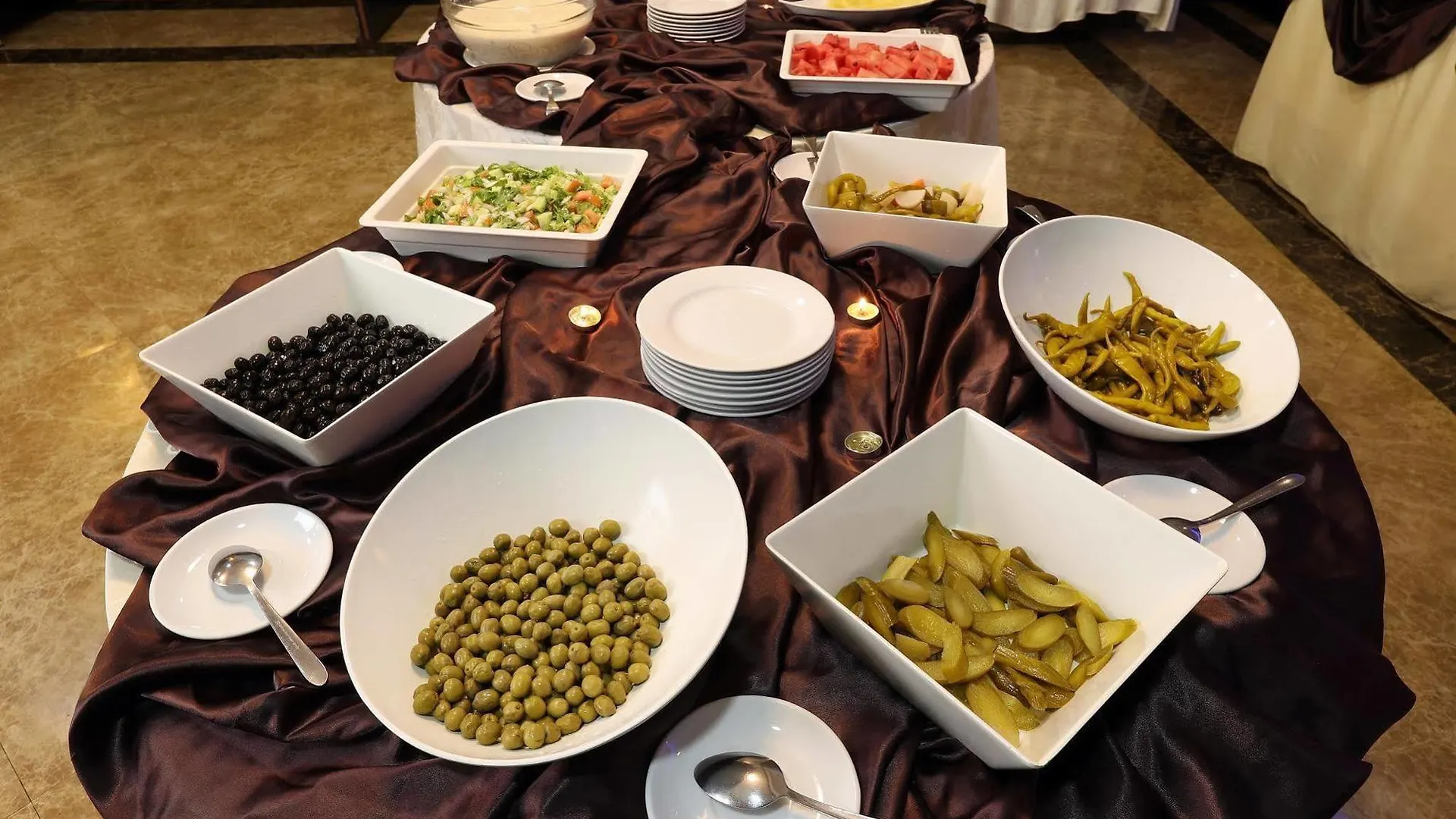 Royal Grand Suite Hotel Шарджа 4*,
